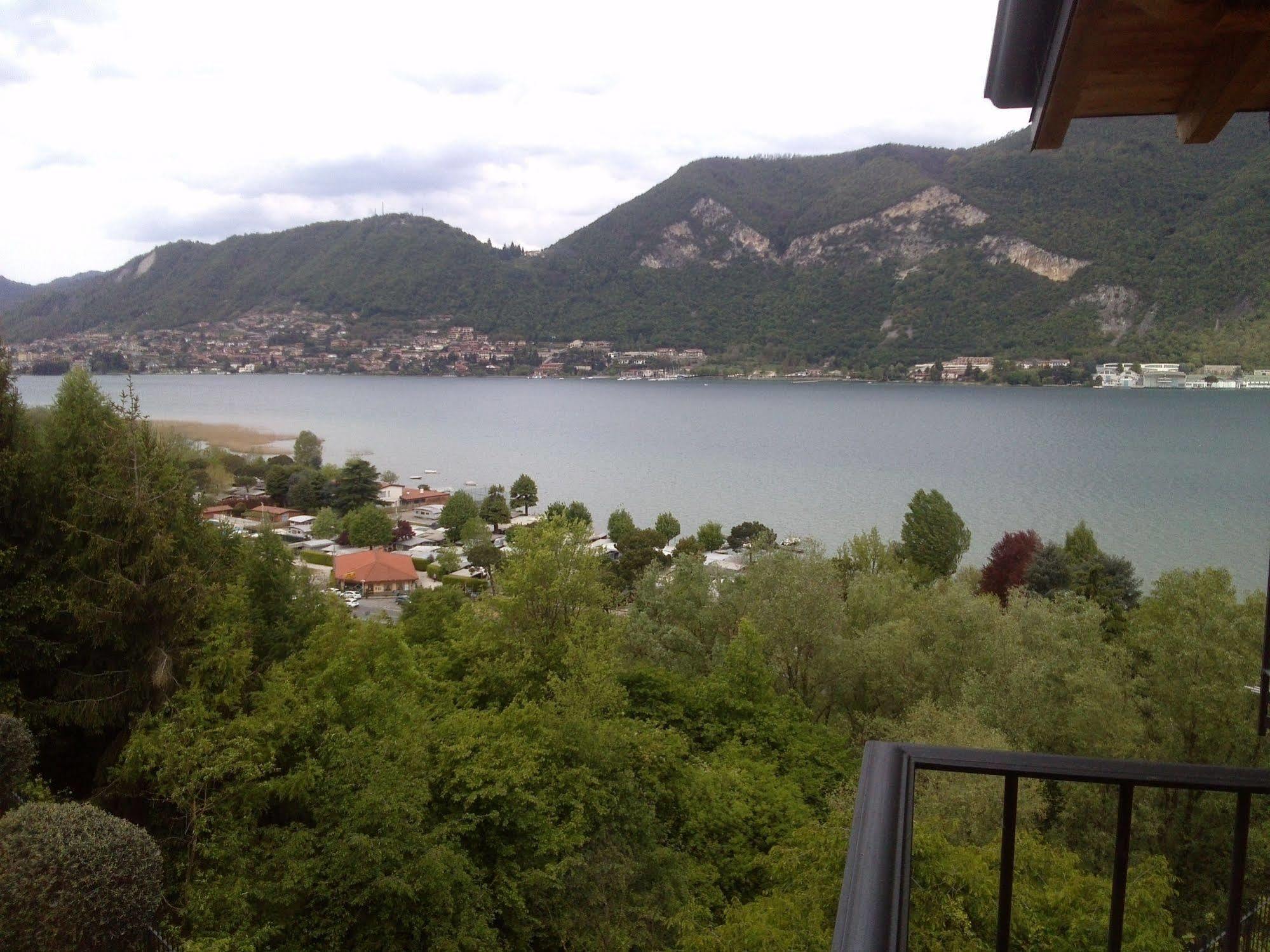 Hotel Empire Resort Iseo Exterior photo